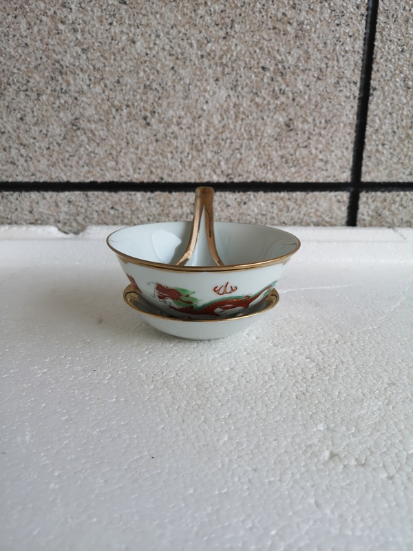 古玩陶瓷印花龍鳳紋描金餐具拍賣,當(dāng)前價(jià)格298元