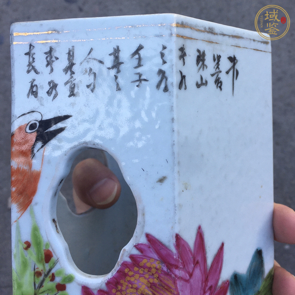 古玩陶瓷粉彩花鳥紋帽筒一對真品鑒賞圖