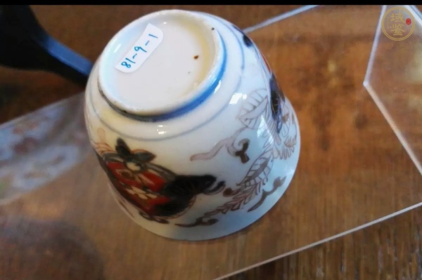 古玩陶瓷青花加彩杯真品鑒賞圖