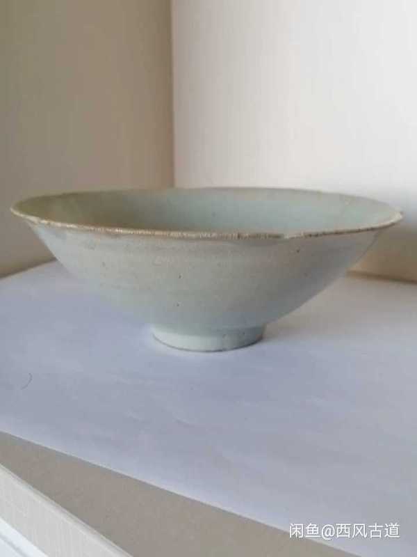 古玩陶瓷宋代湖田六缺出筋花口大碗拍賣,當前價格100元