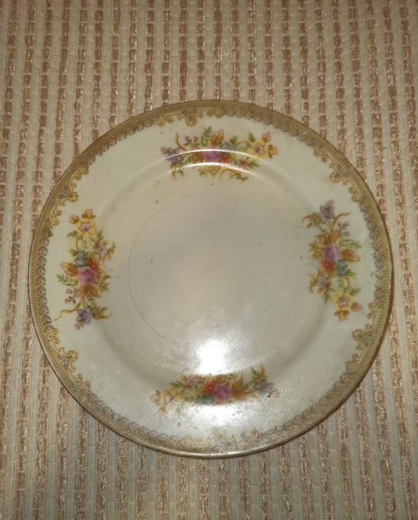 古玩陶瓷滿洲國(guó),高檔描金,花卉盤拍賣,當(dāng)前價(jià)格666元