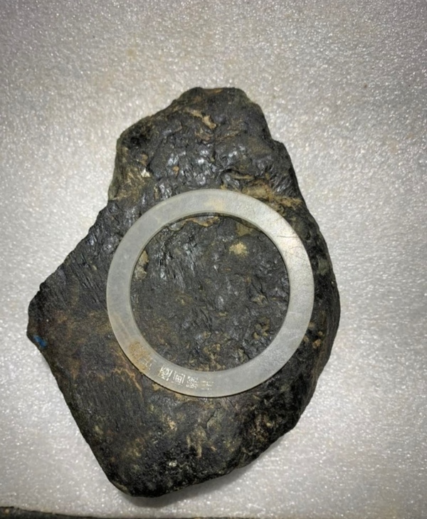 古玩玉器翡翠原石拍賣,當前價格450元
