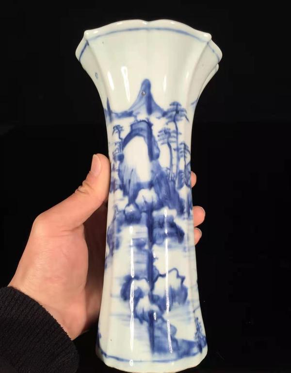 古玩陶瓷康熙寒江獨釣通景山水人物紋花觚拍賣,當前價格28000元