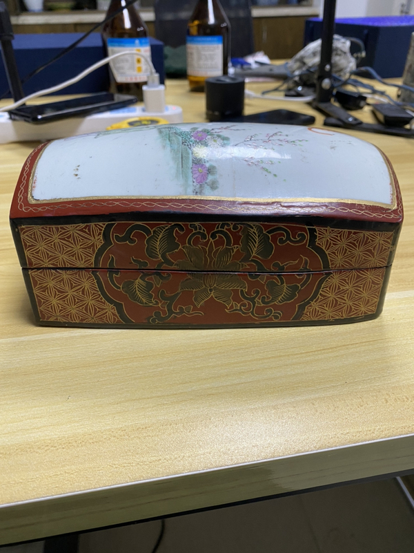 古玩陶瓷蘇州文物商店庫出 漆器鑲嵌粉彩瓷器蓋盒拍賣,當前價格980元