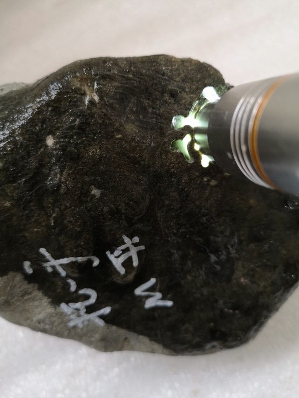 古玩玉器翡翠原石拍賣,當(dāng)前價(jià)格750元