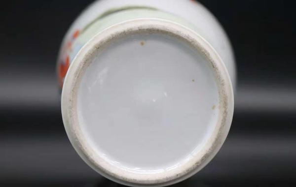 古玩陶瓷粉彩人物詩文紋蓋瓶拍賣,當前價格6666元