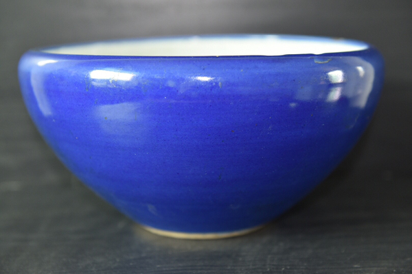 古玩陶瓷清中晚期霽藍(lán)釉香爐拍賣(mài),當(dāng)前價(jià)格1500元