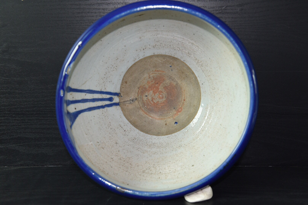 古玩陶瓷清中晚期霽藍(lán)釉香爐拍賣，當(dāng)前價(jià)格1500元