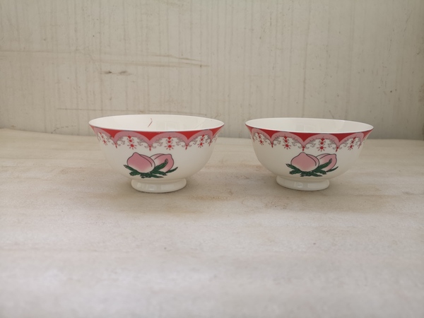 古玩陶瓷貼花壽星仙桃紋碗80-90年代拍賣,當前價格260元