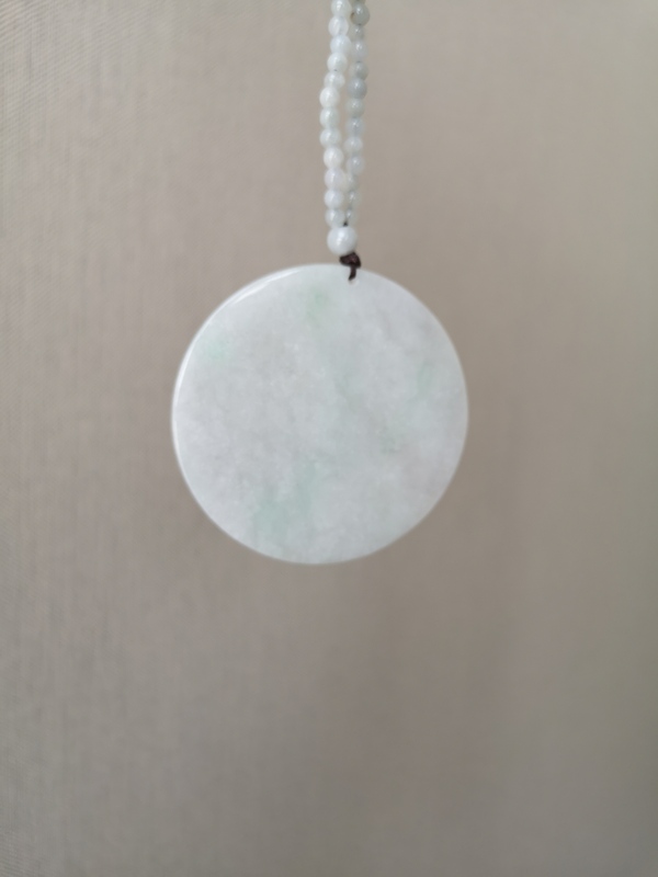 古玩玉器翡翠觀音項(xiàng)鏈拍賣,當(dāng)前價(jià)格980元