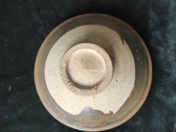 古玩陶瓷元代臨汾窯褐釉狗舔斑折沿碗拍賣,當前價格4200元