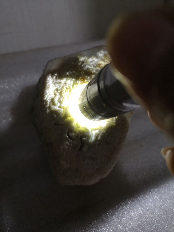 古玩玉器翡翠原石拍賣,當前價格680元