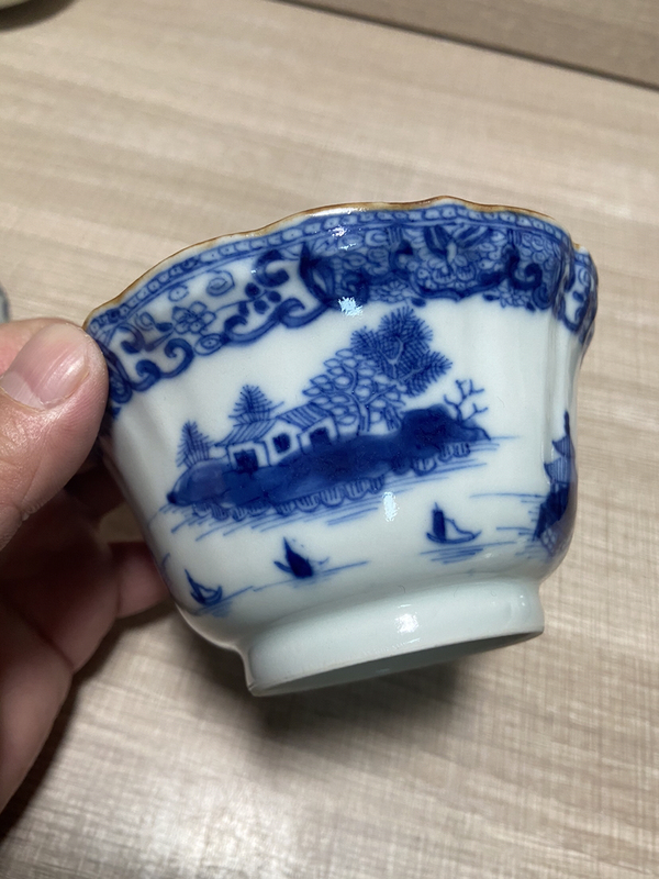 古玩陶瓷清乾隆—青花亭臺樓閣山水紋精品葵口碗拍賣，當(dāng)前價格3588元