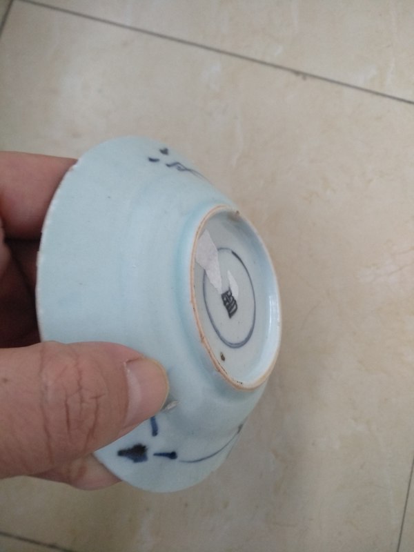 古玩陶瓷【實物保真】清.康熙.青花獅子紋折沿盤拍賣,當前價格999元