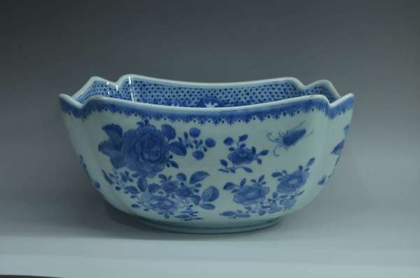 古玩轉(zhuǎn)賣【乾隆精品】清乾隆四方倭角四方升斗拍賣,當(dāng)前價(jià)格1599元