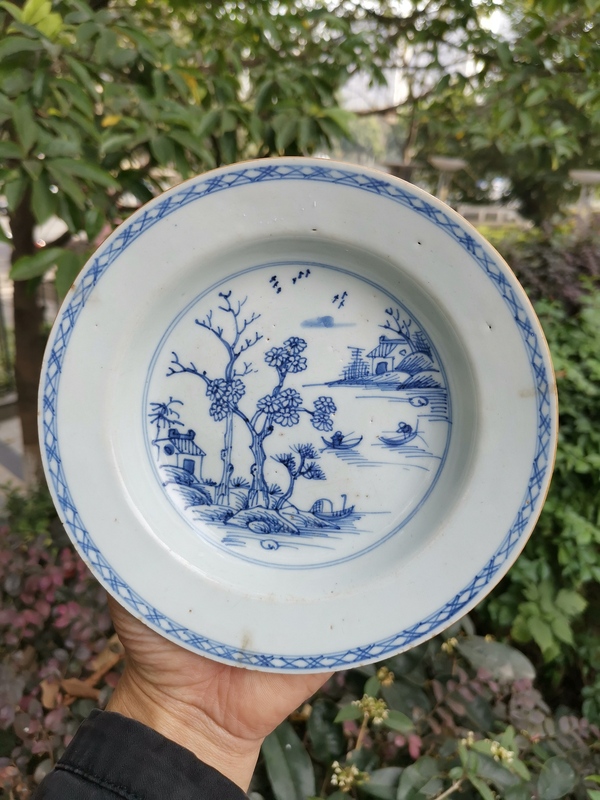 古玩陶瓷【3400】清早期 青花山水紋折沿盤拍賣,當前價格2600元