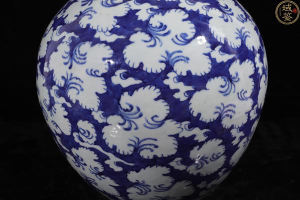 古玩陶瓷清中期青花龍紋天球瓶拍賣(mài)，當(dāng)前價(jià)格12600元