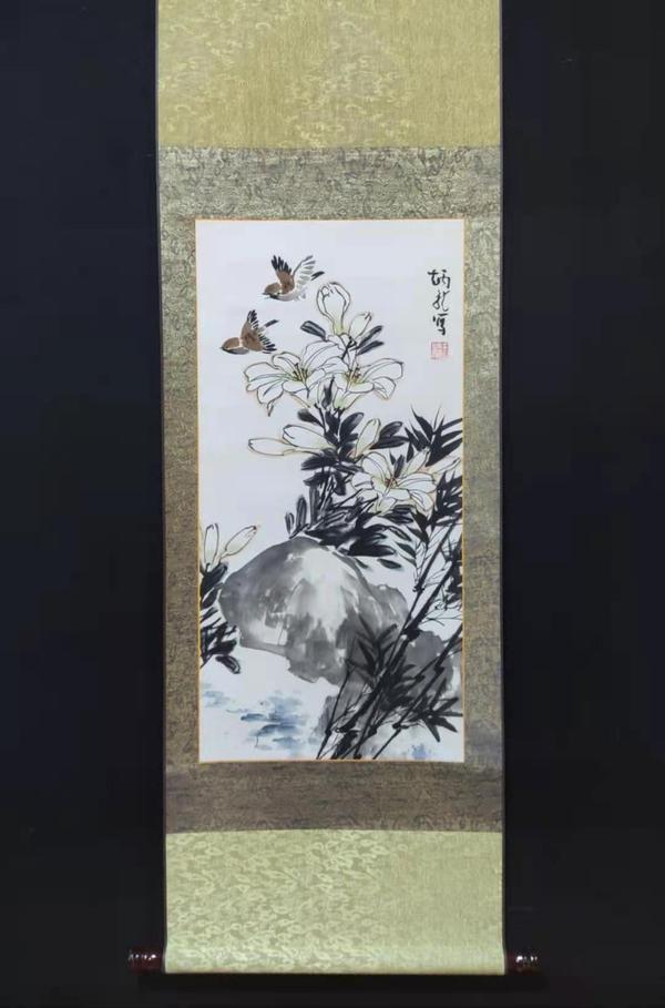 古玩字畫李苦禪入室弟子已故花鳥大師王炳龍花鳥立軸拍賣，當(dāng)前價(jià)格3600元