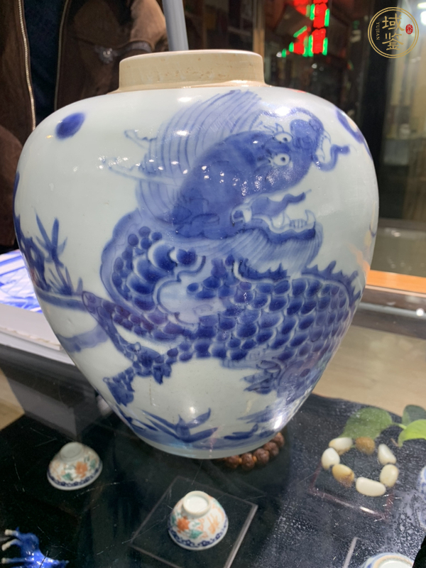 古玩陶瓷青花麒麟芭蕉罐真品鑒賞圖