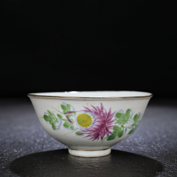 古玩陶瓷民國(guó)-粉彩花卉碗一對(duì)拍賣,當(dāng)前價(jià)格1880元
