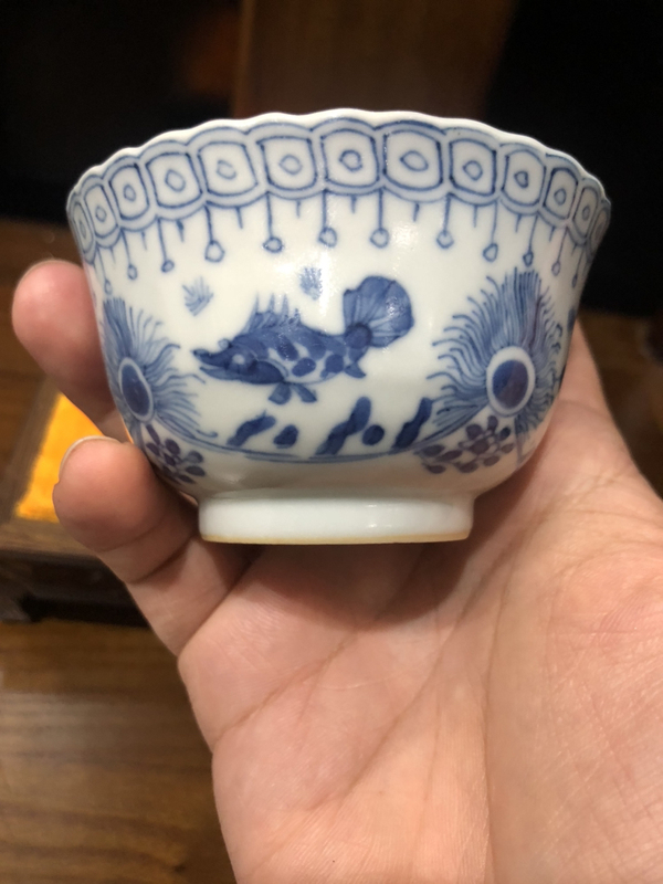 古玩陶瓷（精品）清代年制四字雙行款魚藻紋青花杯盤拍賣，當(dāng)前價格2588元