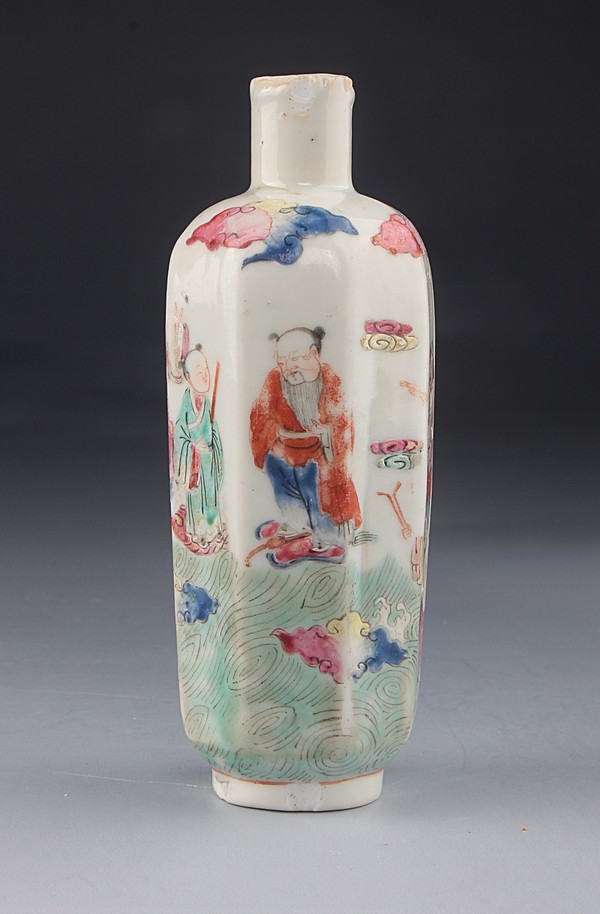 方寸之间：鼻烟壶中的微观世界| 中國藝術品| Sotheby's