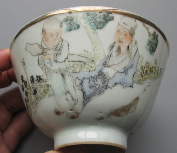 古玩陶瓷【馬慶云高徒松云】攜琴人物紋淺絳彩蓋碗拍賣,當(dāng)前價格4800元