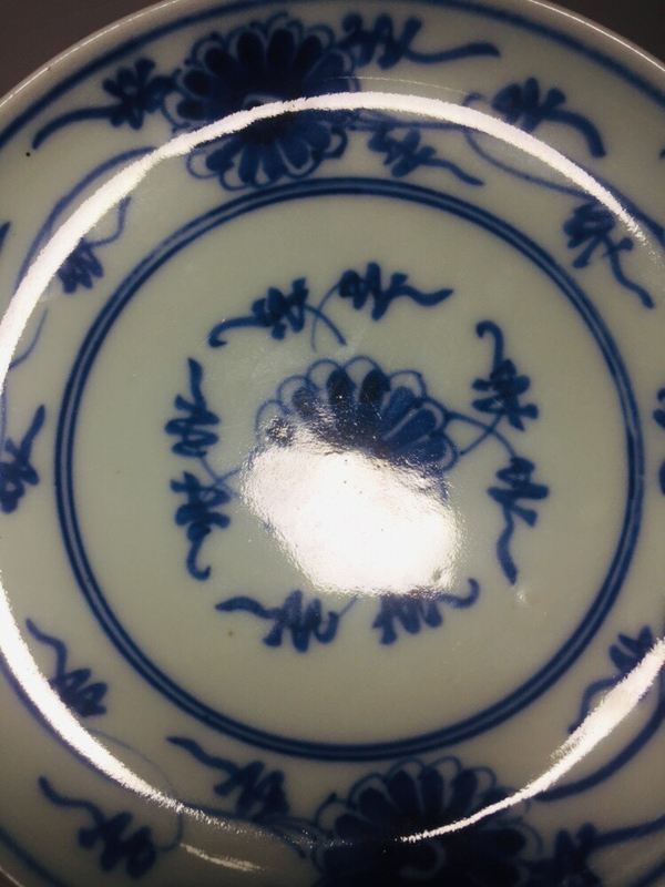古玩陶瓷纏枝花卉紋青花盤拍賣,當前價格350元