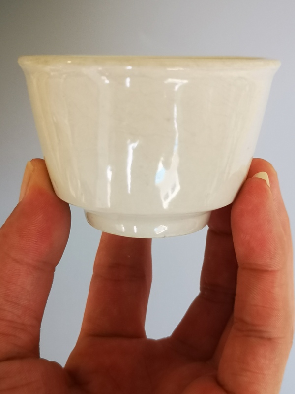 古玩陶瓷清代.白釉唇口杯(喝茶飲酒利器)拍賣,當(dāng)前價格980元