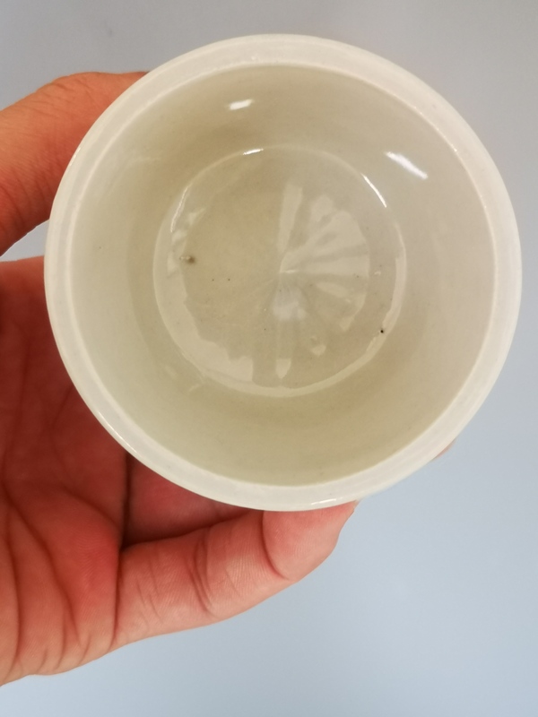 古玩陶瓷清代.白釉唇口杯(喝茶飲酒利器)拍賣,當(dāng)前價格980元