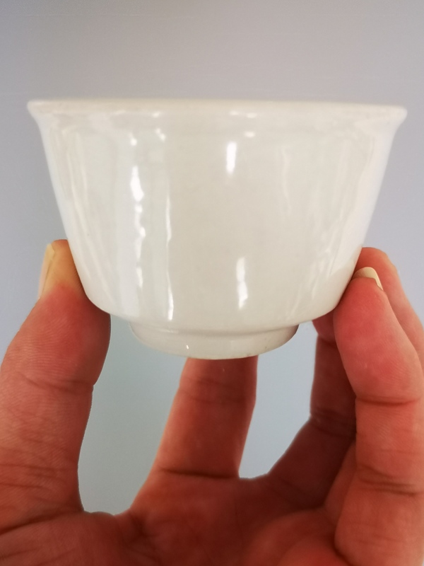 古玩陶瓷清代.白釉唇口杯(喝茶飲酒利器)拍賣,當(dāng)前價格980元