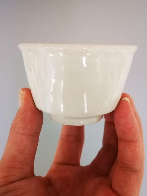 古玩陶瓷清代.白釉唇口杯(喝茶飲酒利器)拍賣,當(dāng)前價格980元