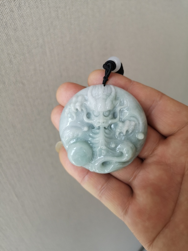 古玩玉器翡翠圓龍牌拍賣，當(dāng)前價(jià)格580元