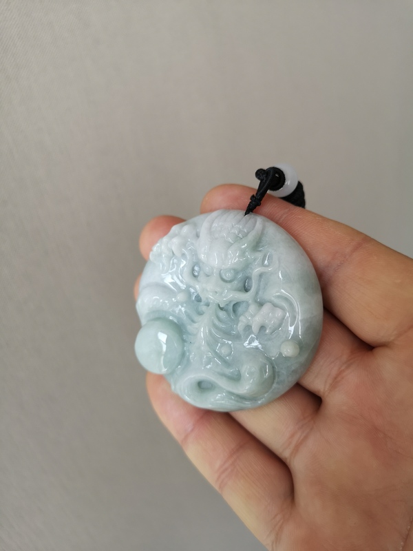 古玩玉器翡翠圓龍牌拍賣，當(dāng)前價(jià)格580元