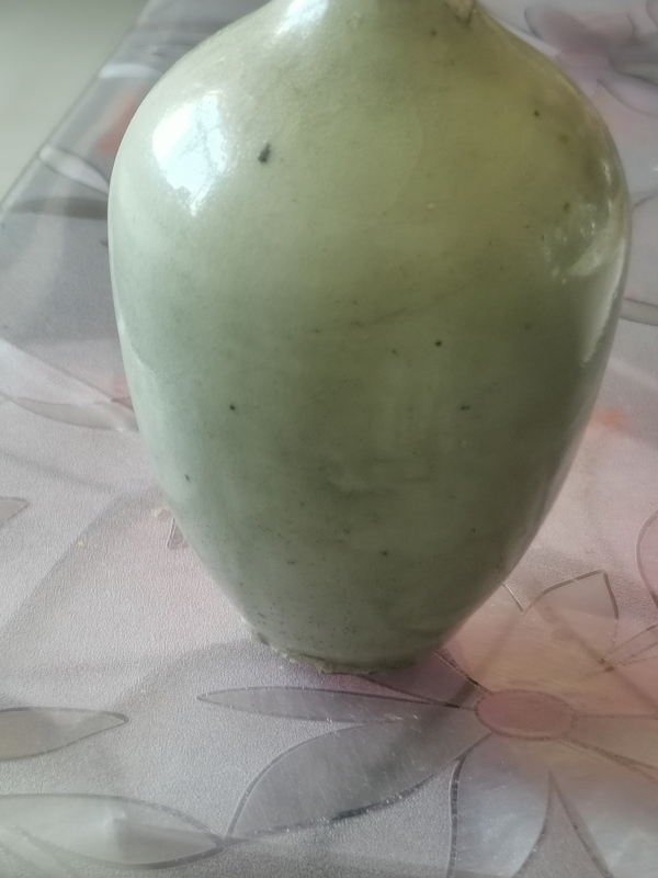 古玩陶瓷清早期青釉瓶,賠本出急用錢高檔藏品沒有裂,沒有碰拍賣,當前價格1999元
