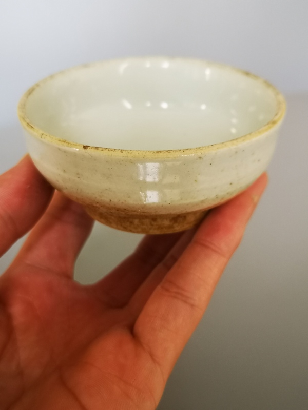 古玩陶瓷明代.白釉茶圓杯（1368年-1644年）拍賣(mài)，當(dāng)前價(jià)格500元