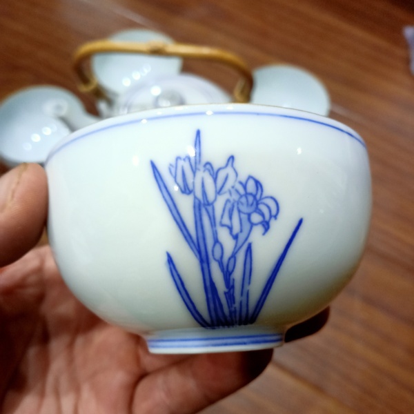 古玩陶瓷名品平安瑞光青花茶具拍賣,當(dāng)前價格0元
