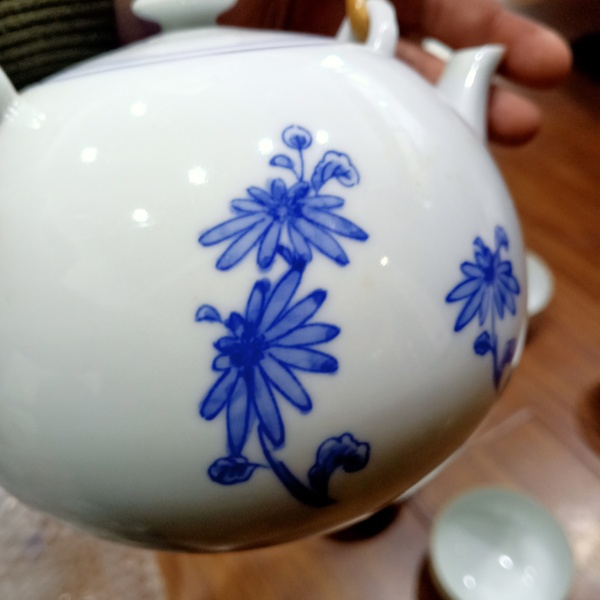 古玩陶瓷名品平安瑞光青花茶具拍賣,當(dāng)前價格0元