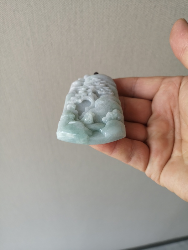 古玩玉器翡翠山水牌拍賣,當(dāng)前價(jià)格680元