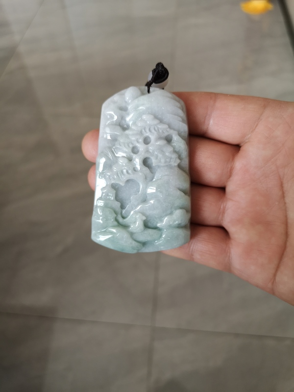 古玩玉器翡翠山水牌拍賣,當(dāng)前價(jià)格680元