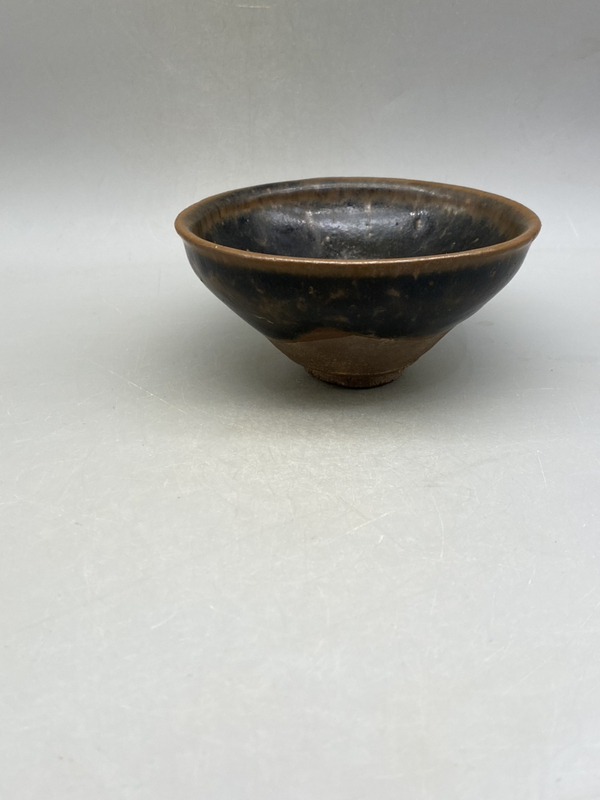 古玩陶瓷宋建窯藍毫盞拍賣,當(dāng)前價格2800元
