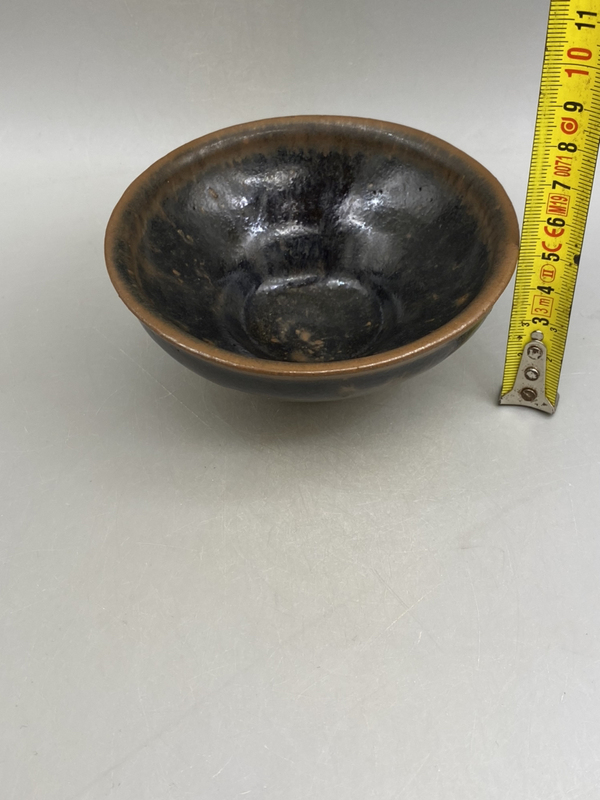 古玩陶瓷宋建窯藍毫盞拍賣,當(dāng)前價格2800元