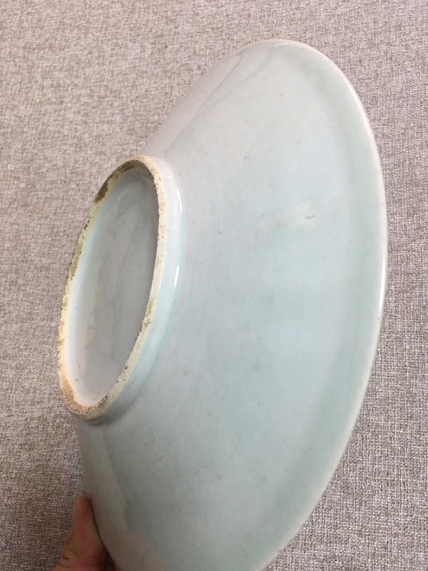古玩陶瓷清中期細路青纏枝蓮紋大盤拍賣,當前價格3980元