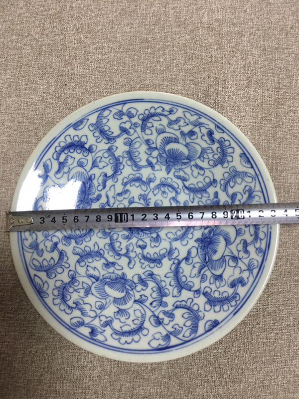 古玩陶瓷清中期細(xì)路青纏枝蓮紋大盤拍賣，當(dāng)前價格3980元