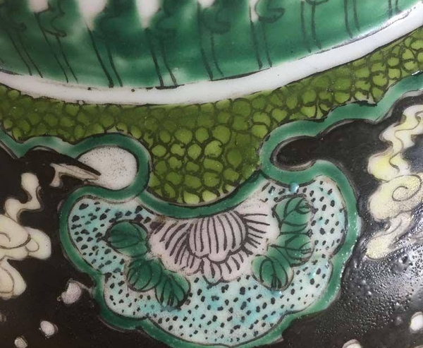 古玩陶瓷五彩海獸紋罐拍賣,當前價格10000元