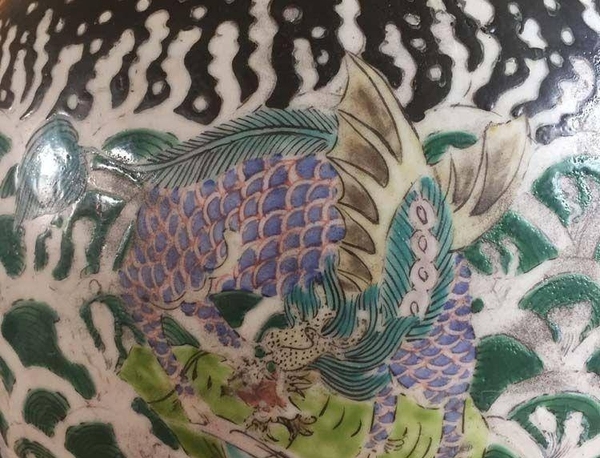 古玩陶瓷五彩海獸紋罐拍賣,當前價格10000元