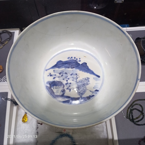 古玩陶瓷晚清青花山水白菜紋折腰巨無霸碗拍賣,當(dāng)前價(jià)格399元