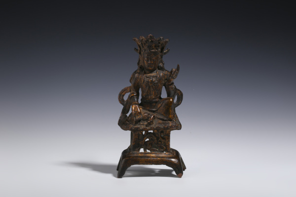 古玩铜器清·铜鎏金观音坐像拍卖，当前价格19000元