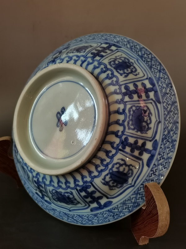 古玩陶瓷【精品大蓋碗】晚清青花折沿大蓋碗拍賣,當前價格3260元