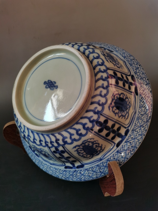 古玩陶瓷【精品大蓋碗】晚清青花折沿大蓋碗拍賣,當前價格3260元